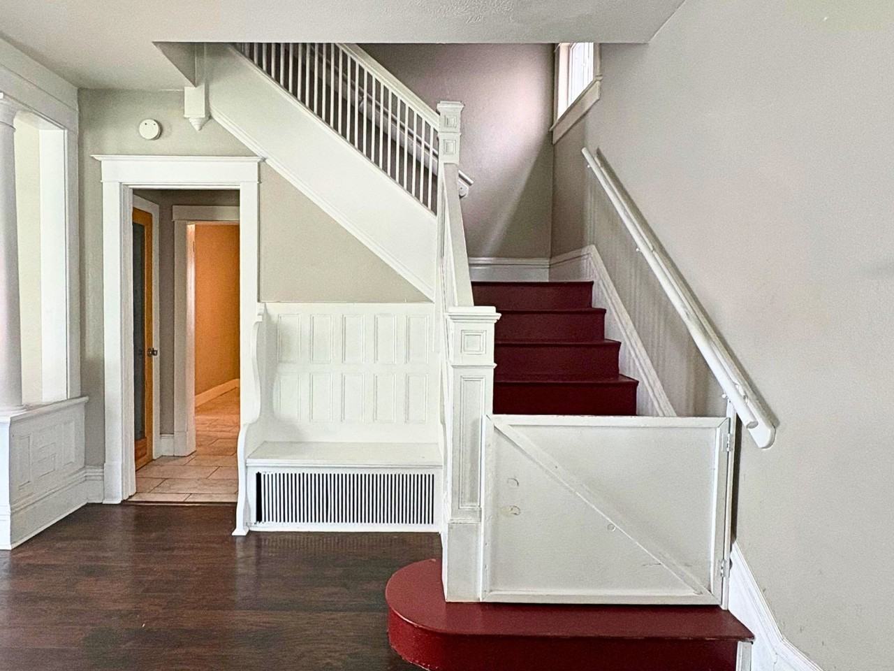 721 N Michigan St - Photo 4 of 15