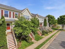 featured image of 14128 Autumn Cir