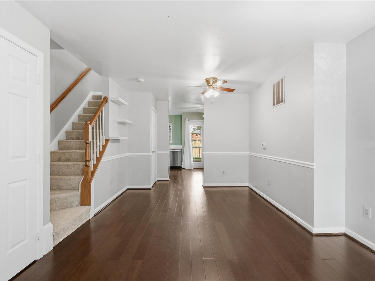 14128 Autumn Cir - Photo 4 of 30