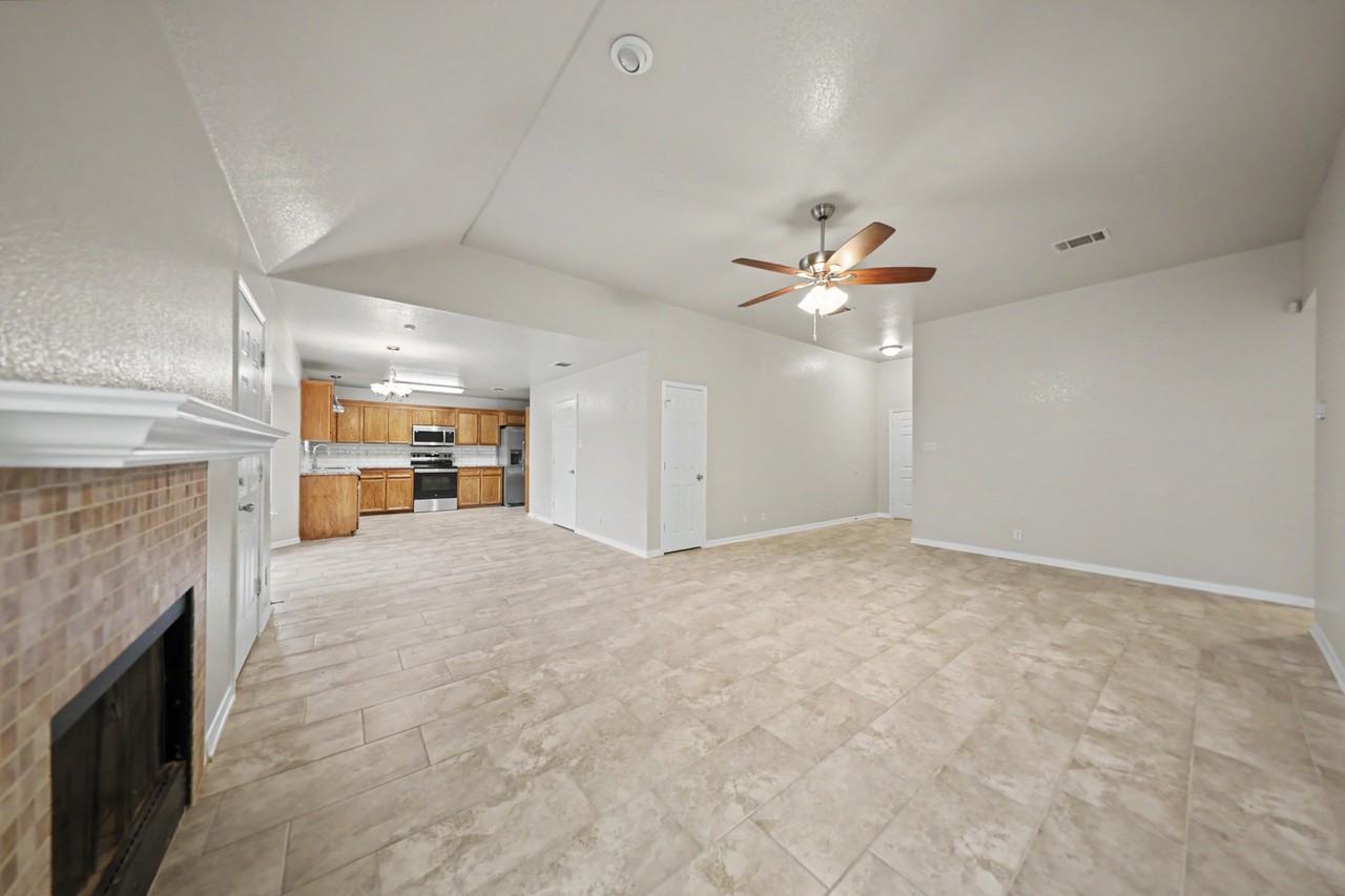 5006 Morning Star Ln - Photo 6 of 21