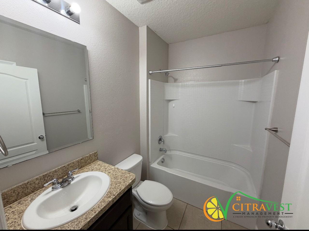 5279 Reid Ave - Photo 6 of 13