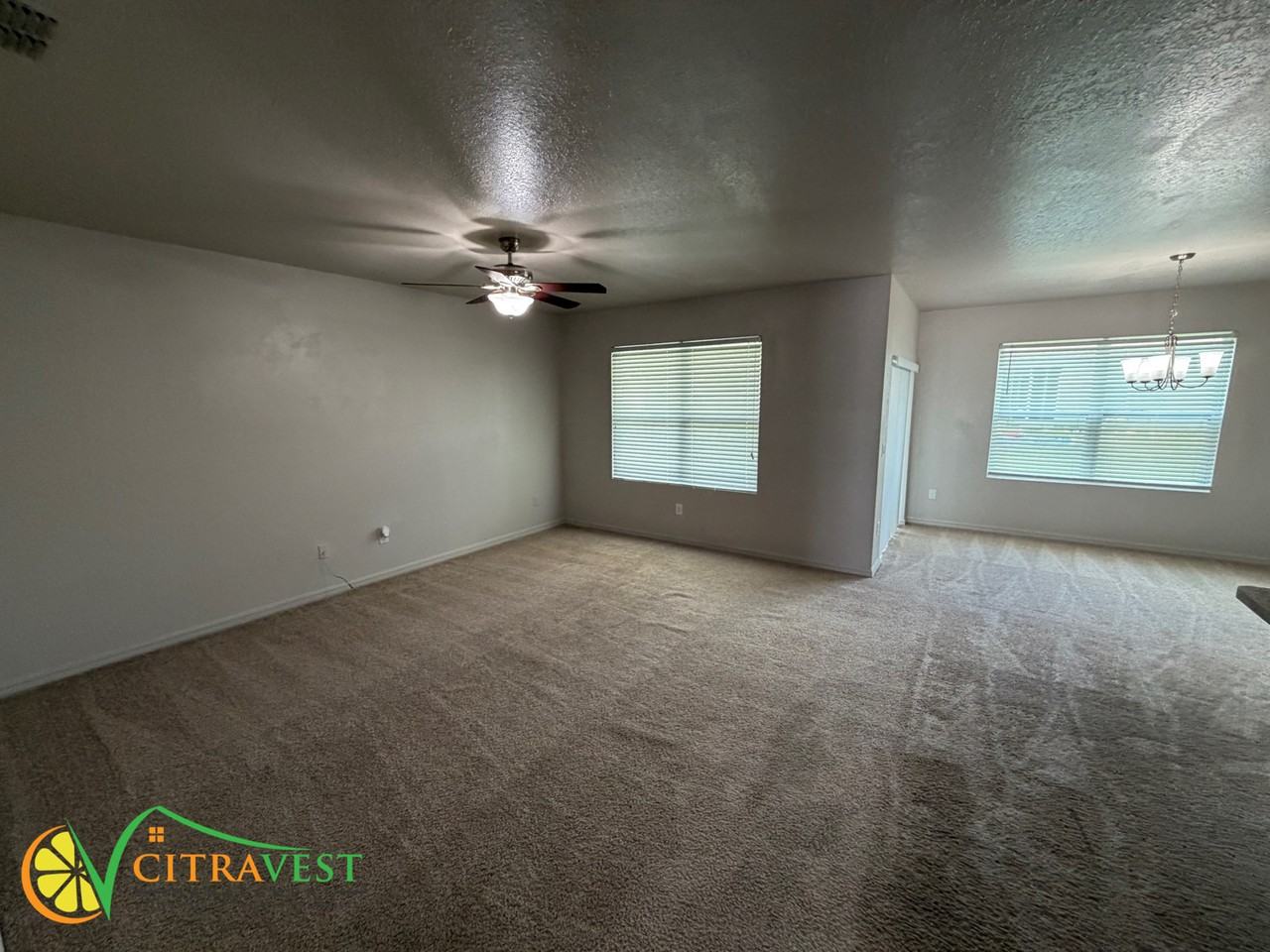 4137 Roberta Dr - Photo 4 of 12
