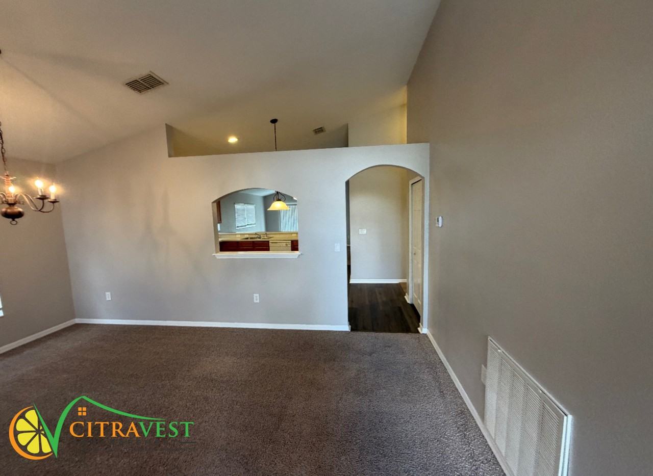 2144 Rose Blvd - Photo 3 of 12