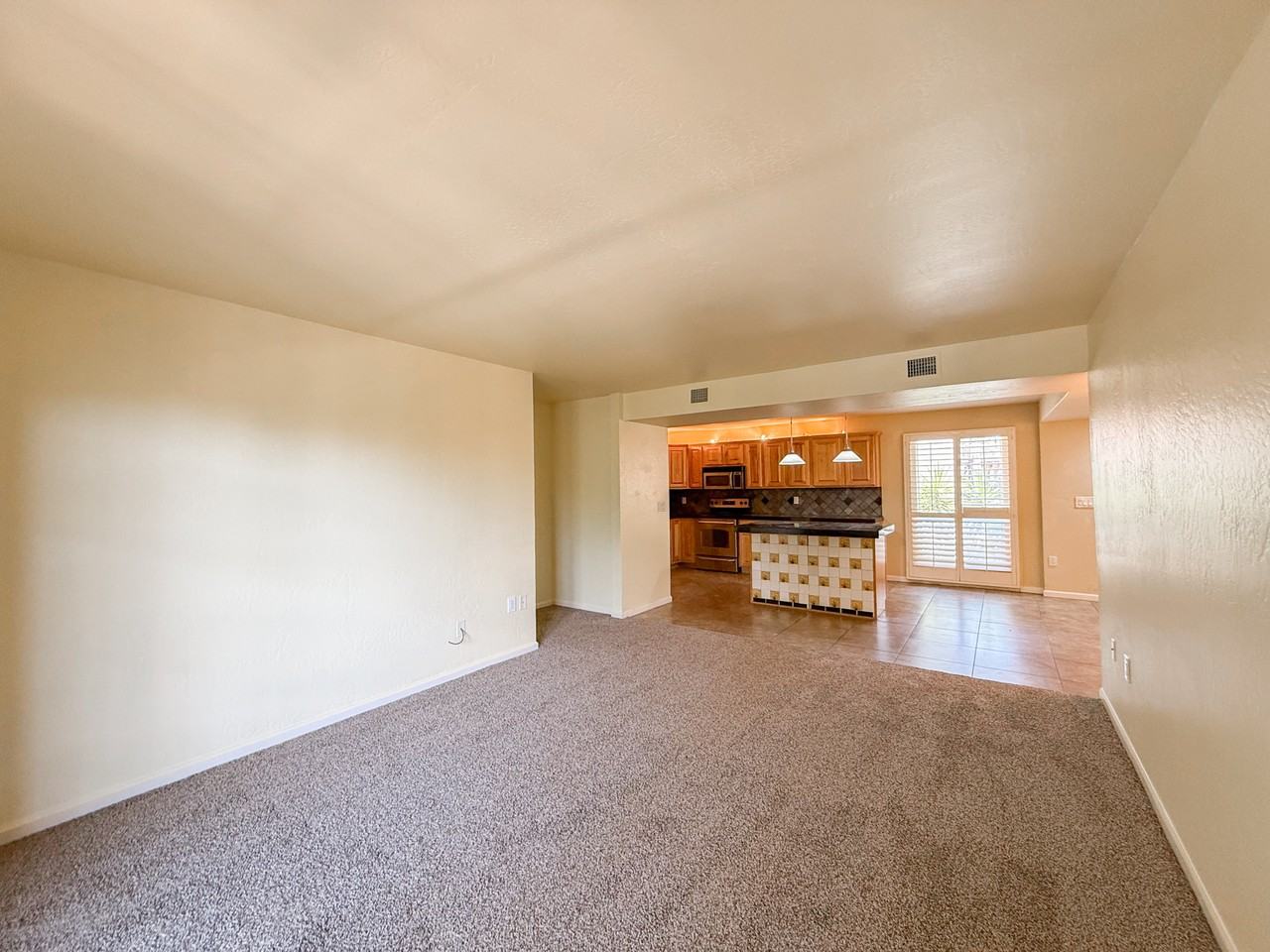 7402 E Carefree Dr #201 - Photo 6 of 25