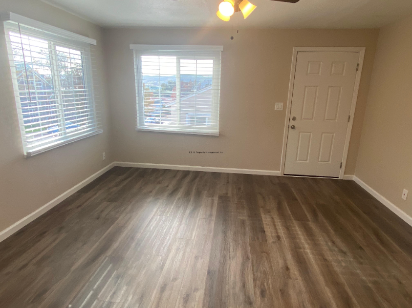 673-695 Military E - Photo 2 of 3