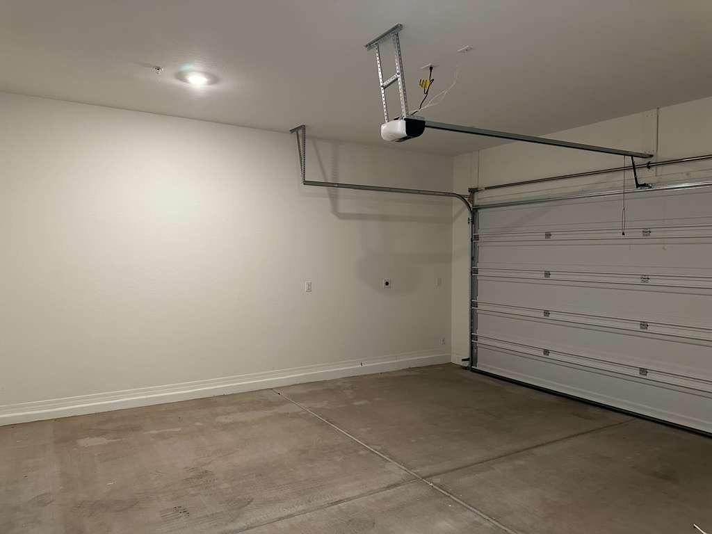 202 E Markwood Dr - Photo 6 of 11