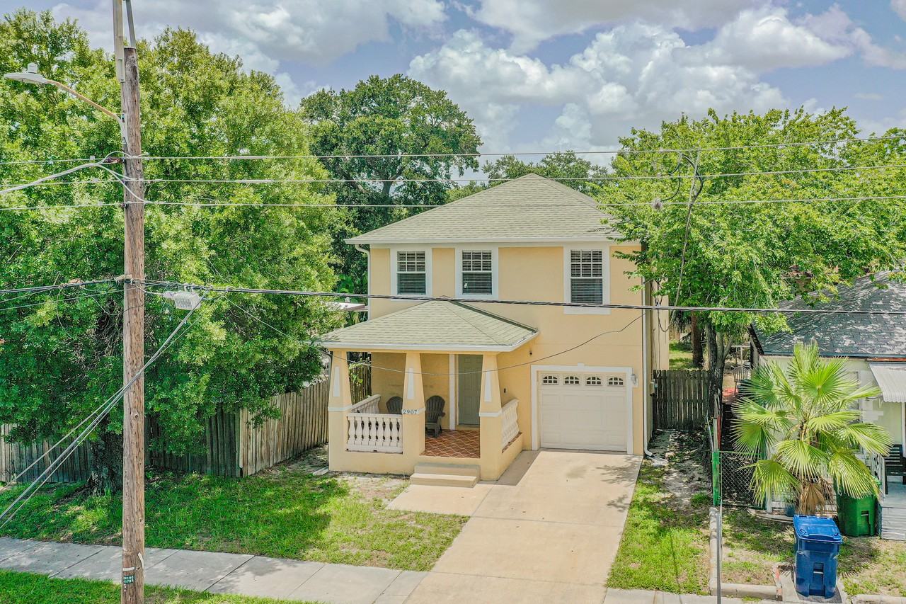 2907 W Chestnut St - Photo 4 of 50
