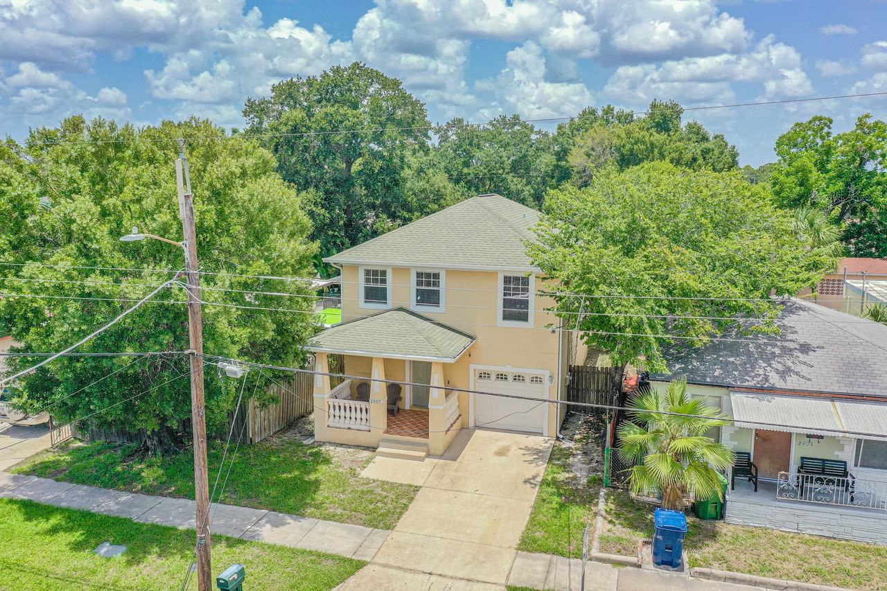 2907 W Chestnut St - Photo 6 of 50