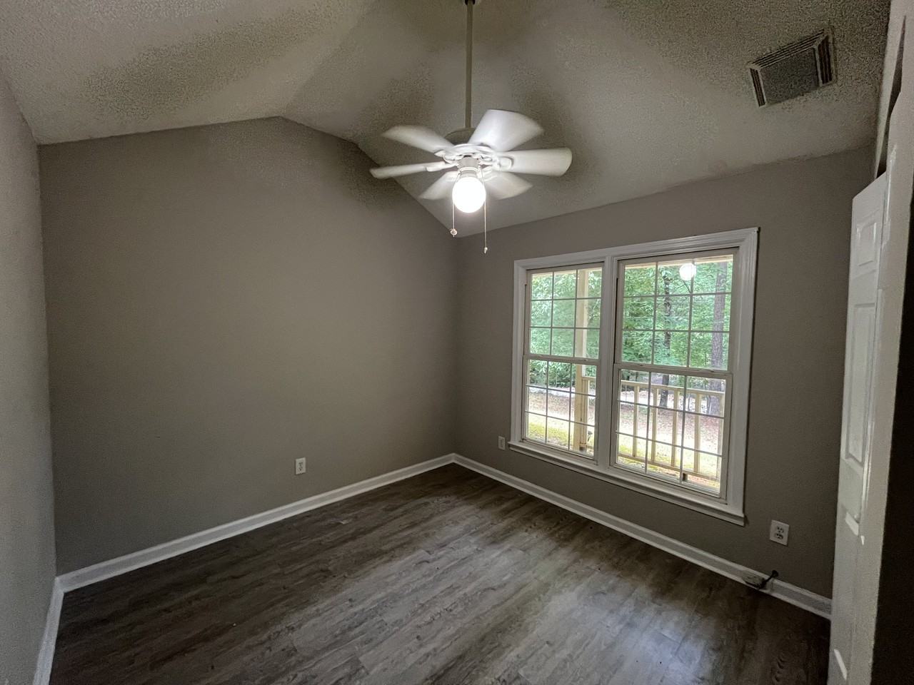32 Doris Mill Rd - Photo 3 of 40