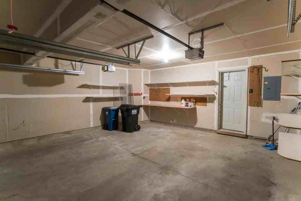 9236 Merrimac Ln N - Photo 3 of 18