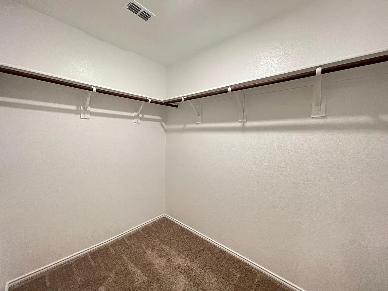 1204 Lady Bird St #NA - Photo 6 of 8