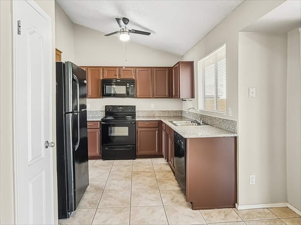 13260 N 78th Dr #NA - Photo 6 of 14