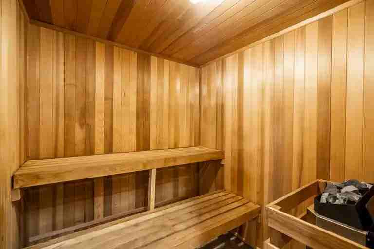 1230 Nelson St #704 - Photo 5 of 11