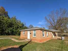featured image of 2249 Story St