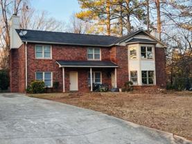 2136 Golfview Dr Se - Photo 1 of 1