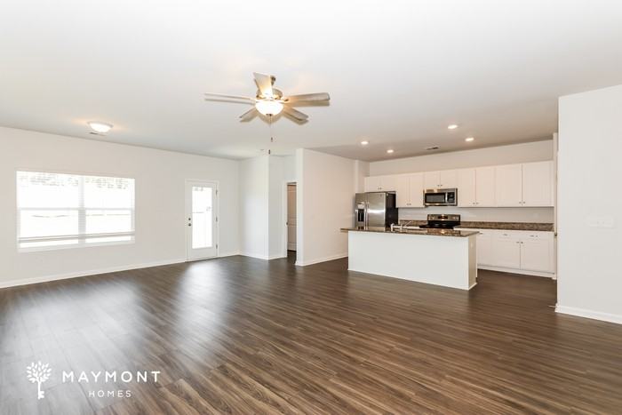 360 Augustine Dr - Photo 4 of 15