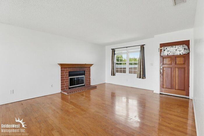 2671 Buena Vista Ave - Photo 6 of 24