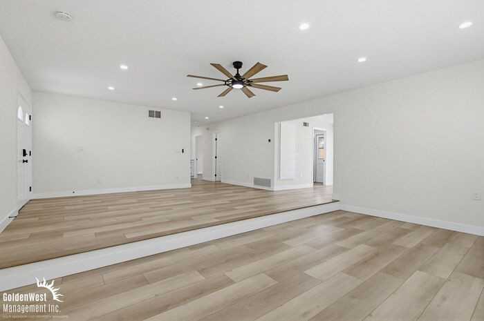 8434 Kreiner Way - Photo 5 of 24