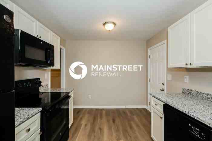 812 S Johnson St - Photo 6 of 16
