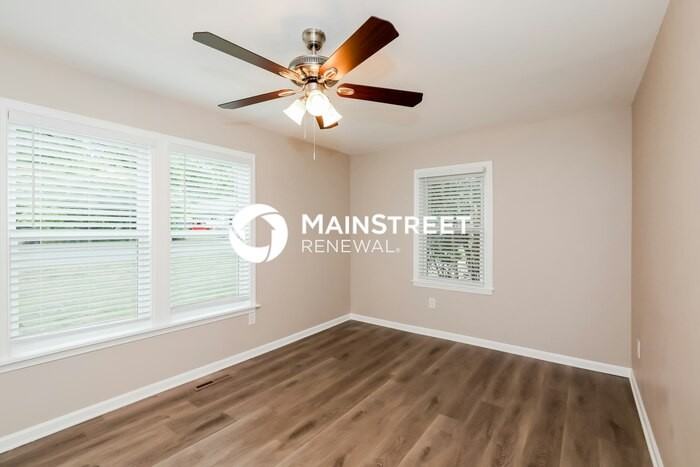 812 S Johnson St - Photo 7 of 16