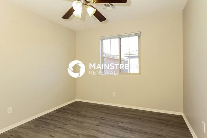 2822 N 73rd Dr - Photo 7 of 15
