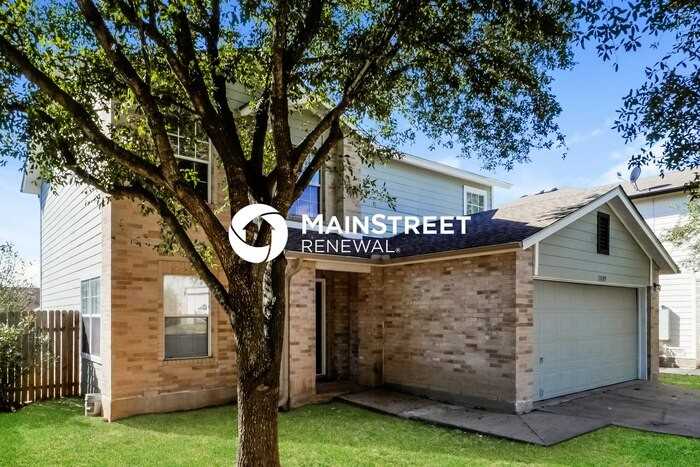 13109 Lofton Cliff Dr - Photo 2 of 15