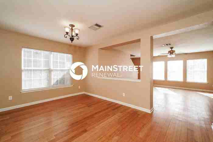 13109 Lofton Cliff Dr - Photo 5 of 15