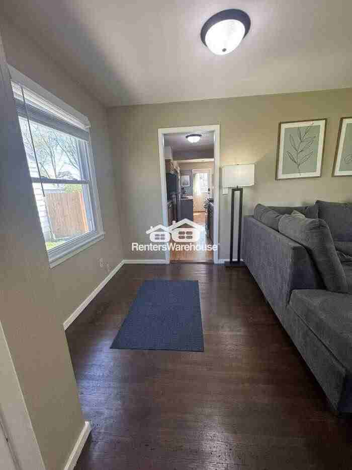 2170 Maryland Ave E - Photo 7 of 36