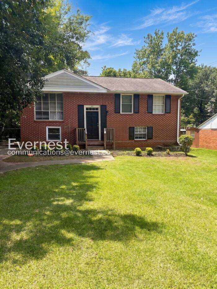 221 Whipporwill Way - Photo 2 of 23