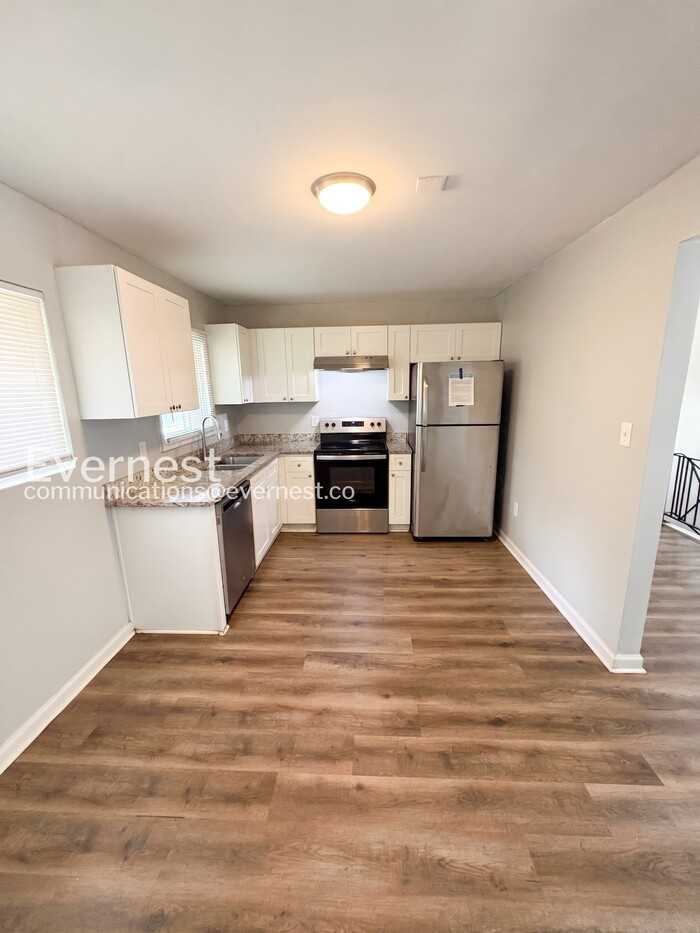 221 Whipporwill Way - Photo 3 of 23