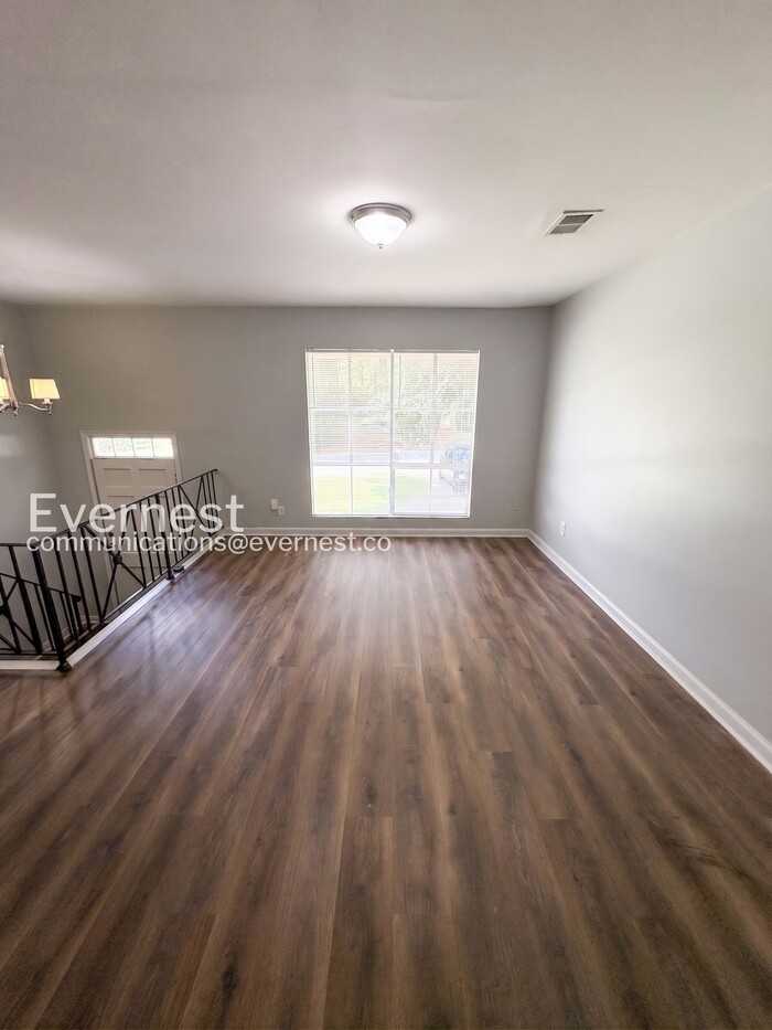 221 Whipporwill Way - Photo 5 of 23