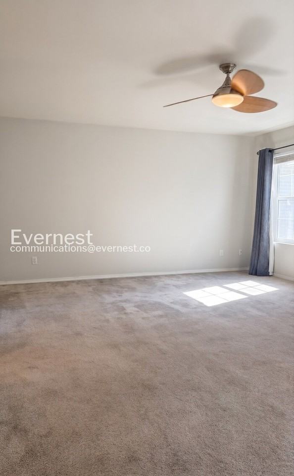 24116 235th Ave Se - Photo 7 of 25