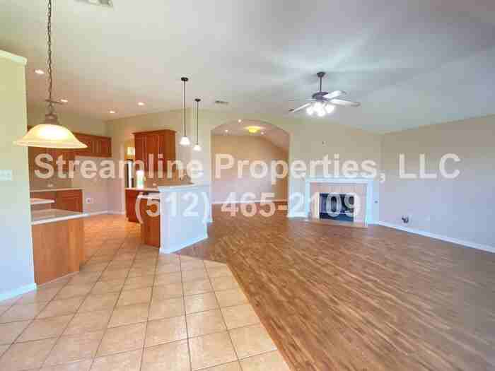 1013 Kensington Castle Trl - Photo 2 of 18