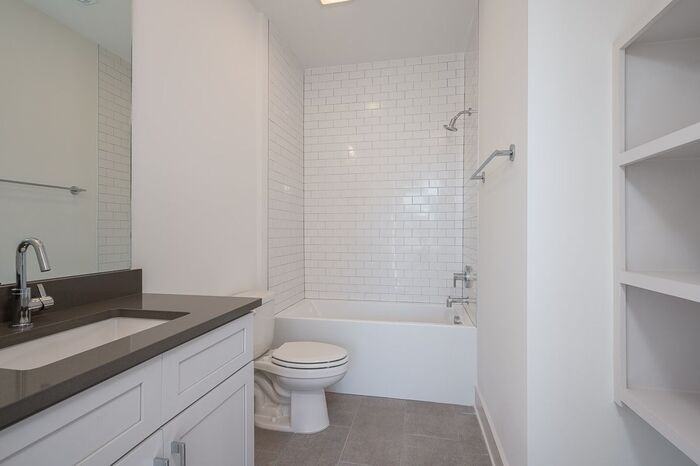 900 Meridian St #1 - Photo 3 of 17