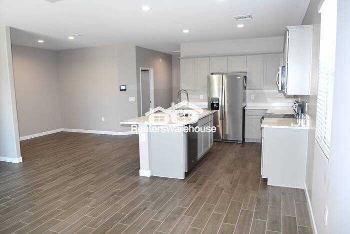 37067 N Aleutian Dr - Photo 6 of 18