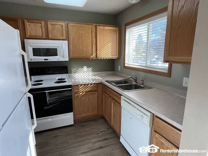 16477 Timber Crest Dr Se - Photo 3 of 15