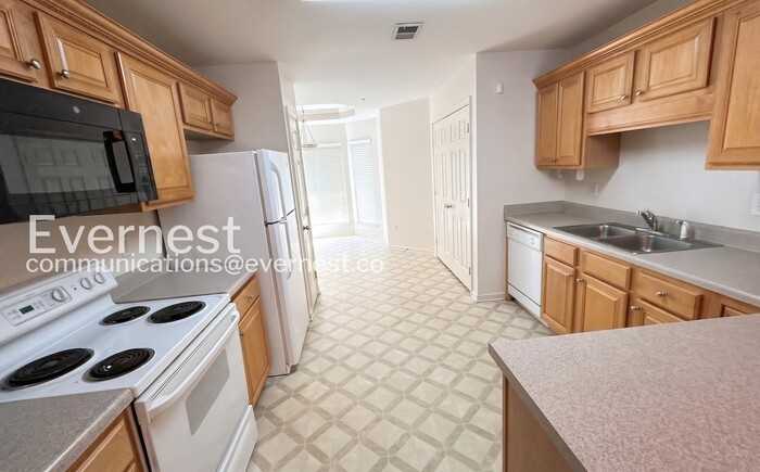108 Sugar Hill Ln - Photo 4 of 21