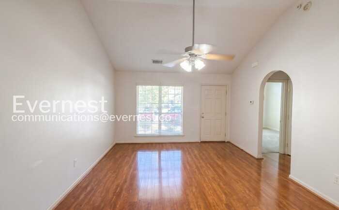 108 Sugar Hill Ln - Photo 5 of 21