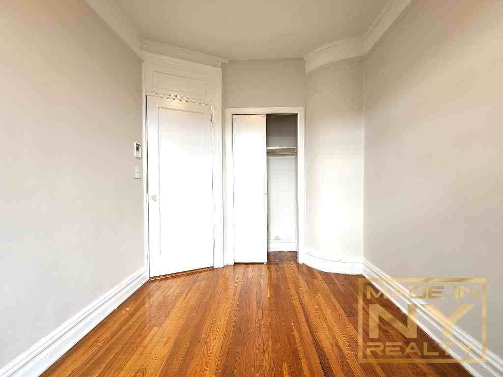 2907 31st Ave #5A - Photo 7 of 7