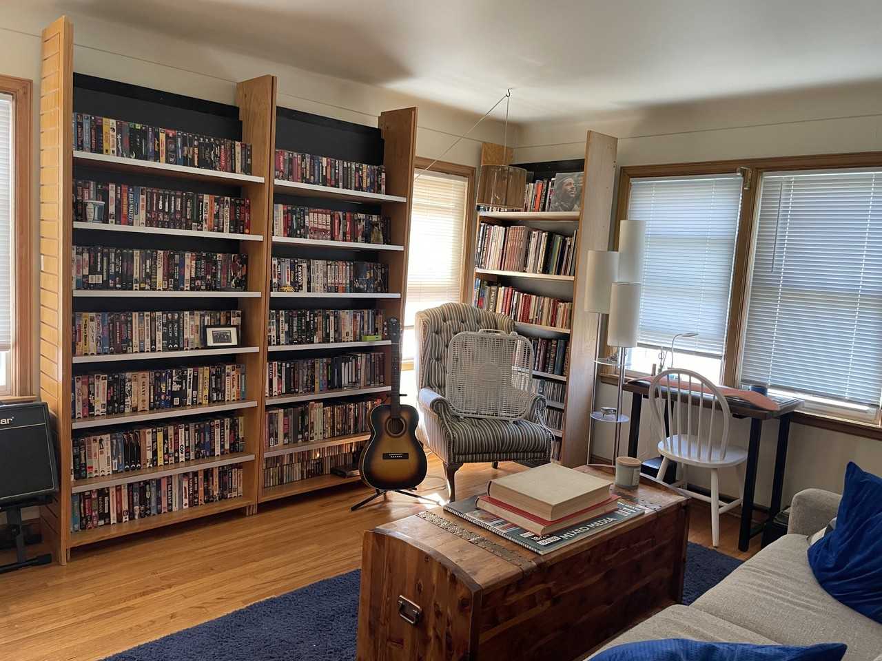 1120 Grand Apartments - Photo 3 of 15