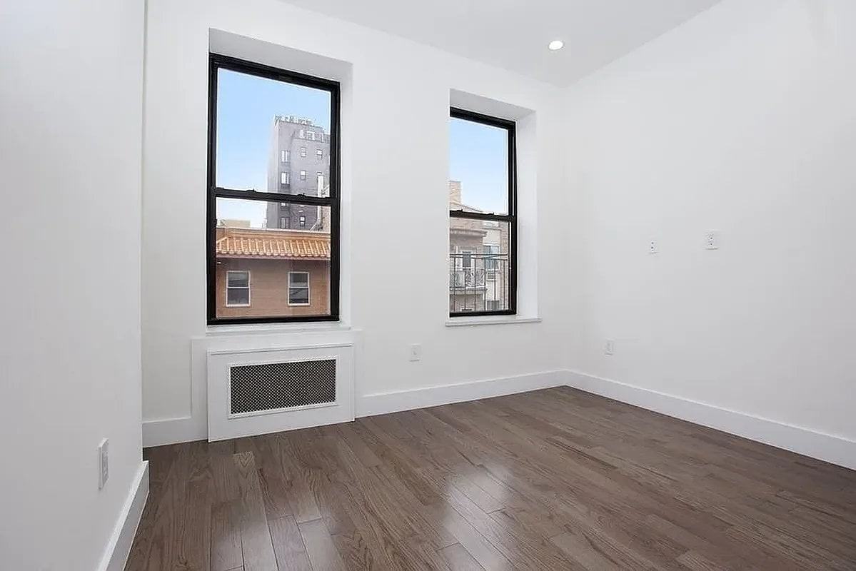 19 Eldridge St #13