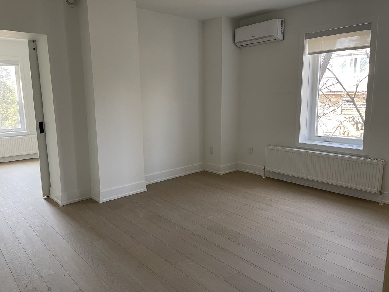 320 Roncesvalles Avenue - Photo 7 of 11