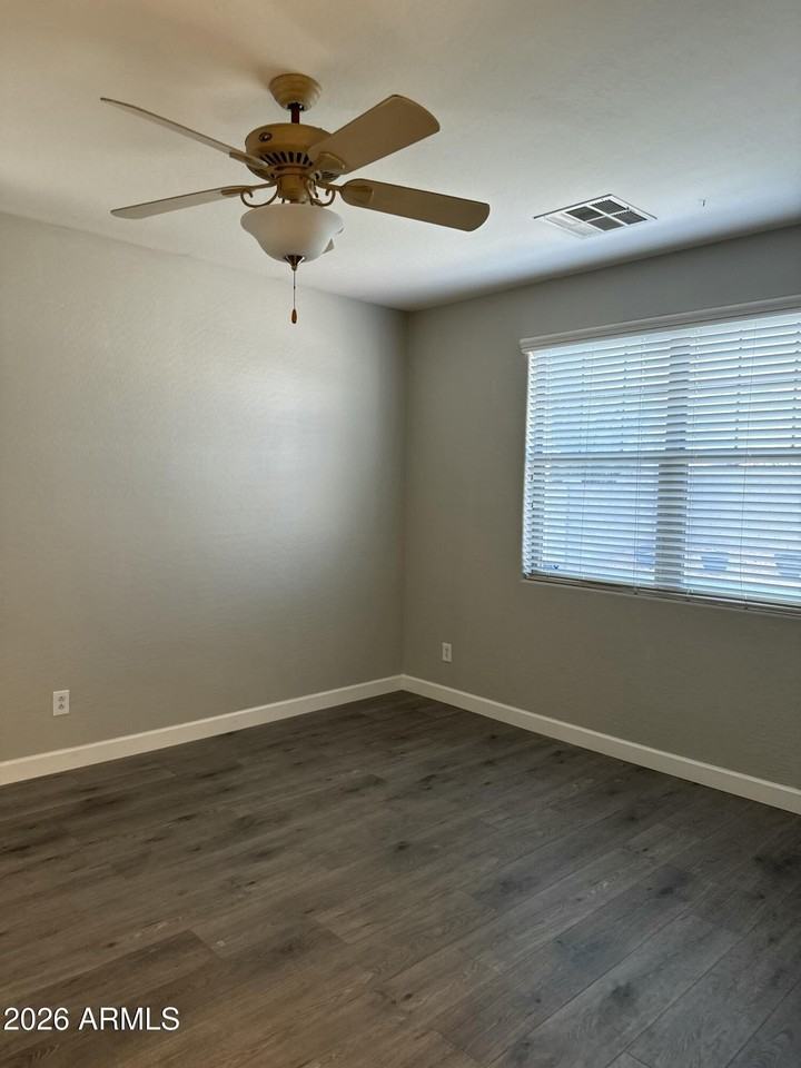 15128 W Windrose Dr - Photo 5 of 22