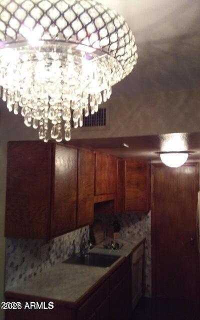 8819 N 12th Pl - Photo 6 of 20