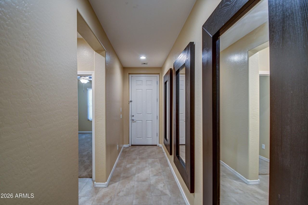 3114 E Franklin Ave - Photo 2 of 50