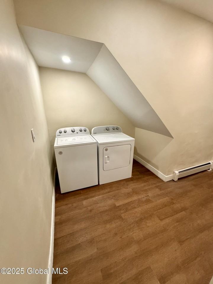 31 Bertha St #1 - Photo 7 of 7