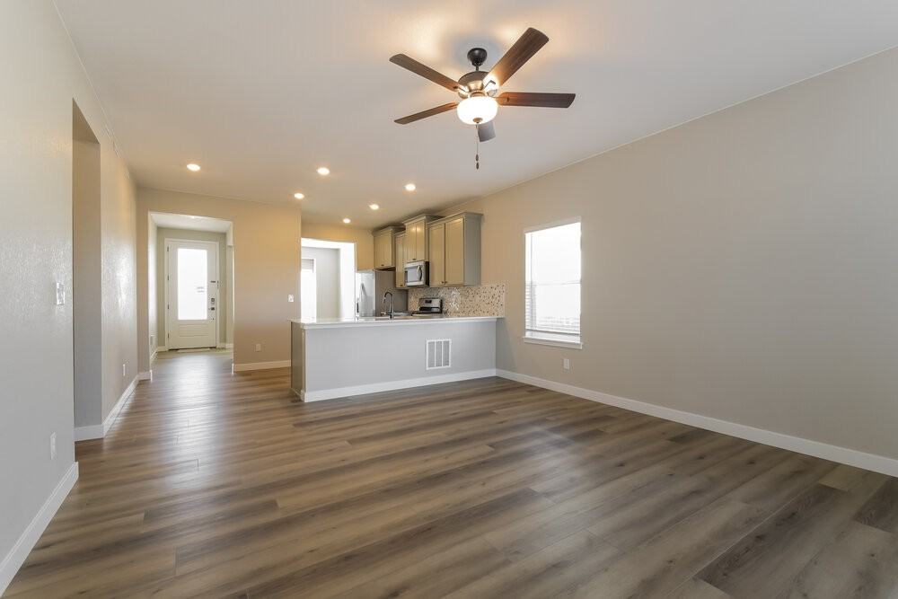 9466 Yampa Ct - Photo 5 of 16