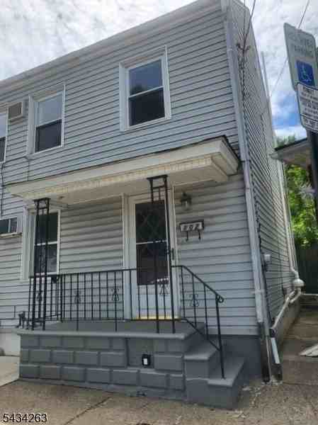102 Mercer St - Photo 2 of 38
