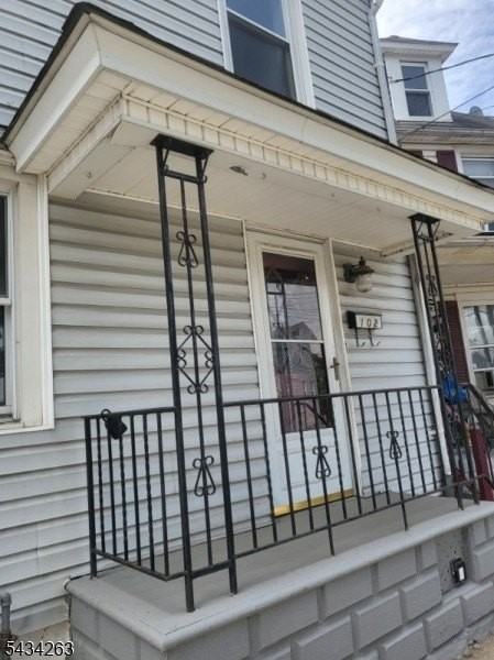 102 Mercer St - Photo 3 of 38