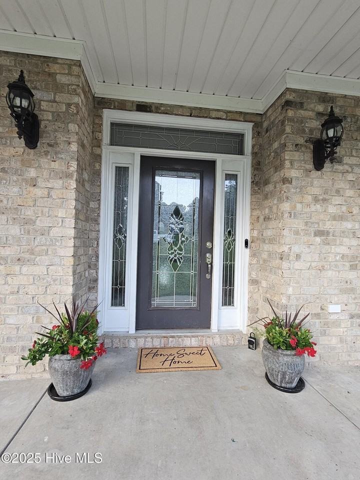 130 Presnell Ct - Photo 3 of 29